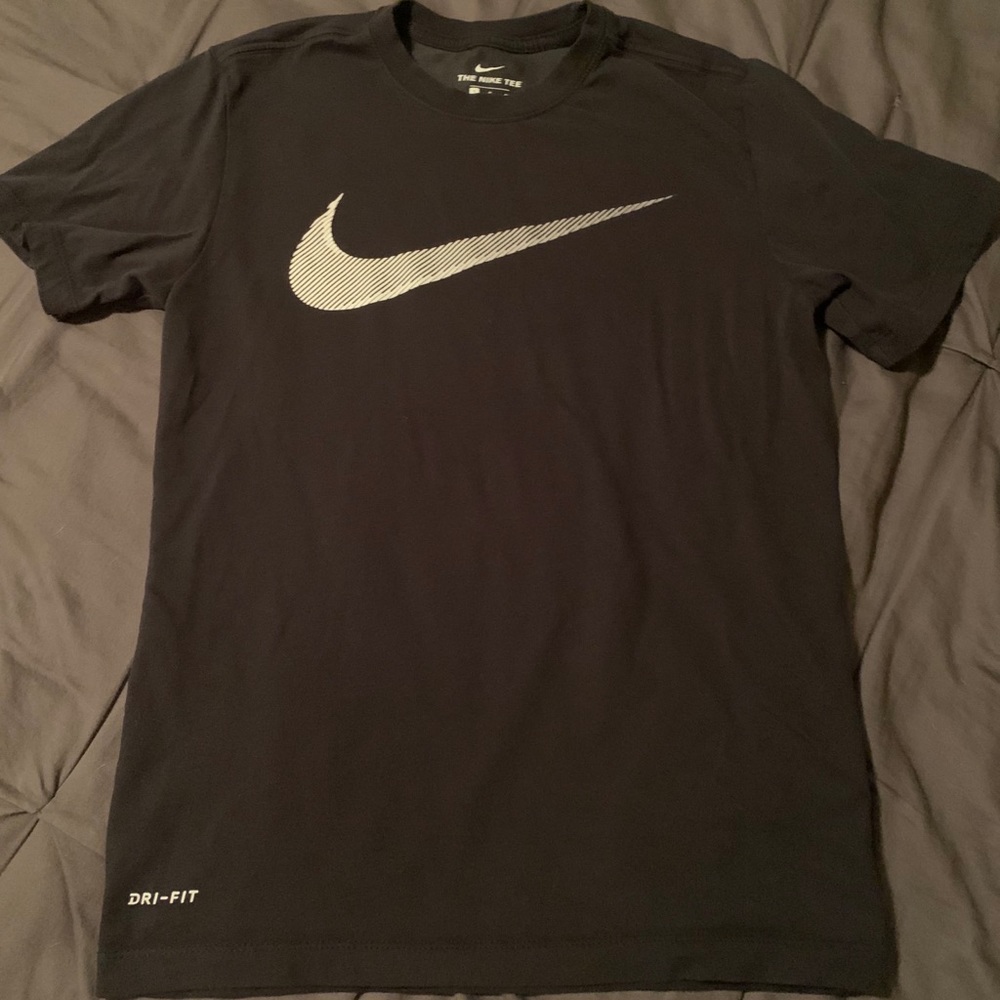 Nike Dri Fit T-shirt